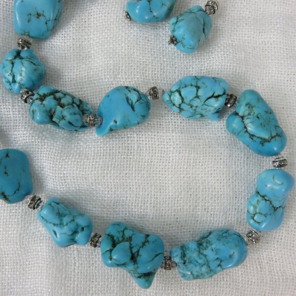 Vintage Turquoise Dyed Howlite Nugget Necklace Earring Set Silver Crystal Accent - Picture 5 of 16